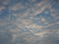Die Wolken reißen immer weiter auf, Parkplatz Rur-Scholle, 09:10 Uhr